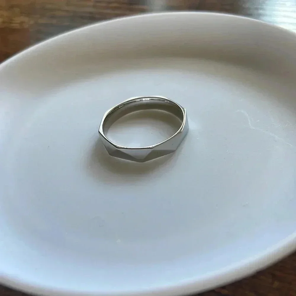 ❤️ NEW 2/$20 or 3/$25 Silver Ring Approx size 9